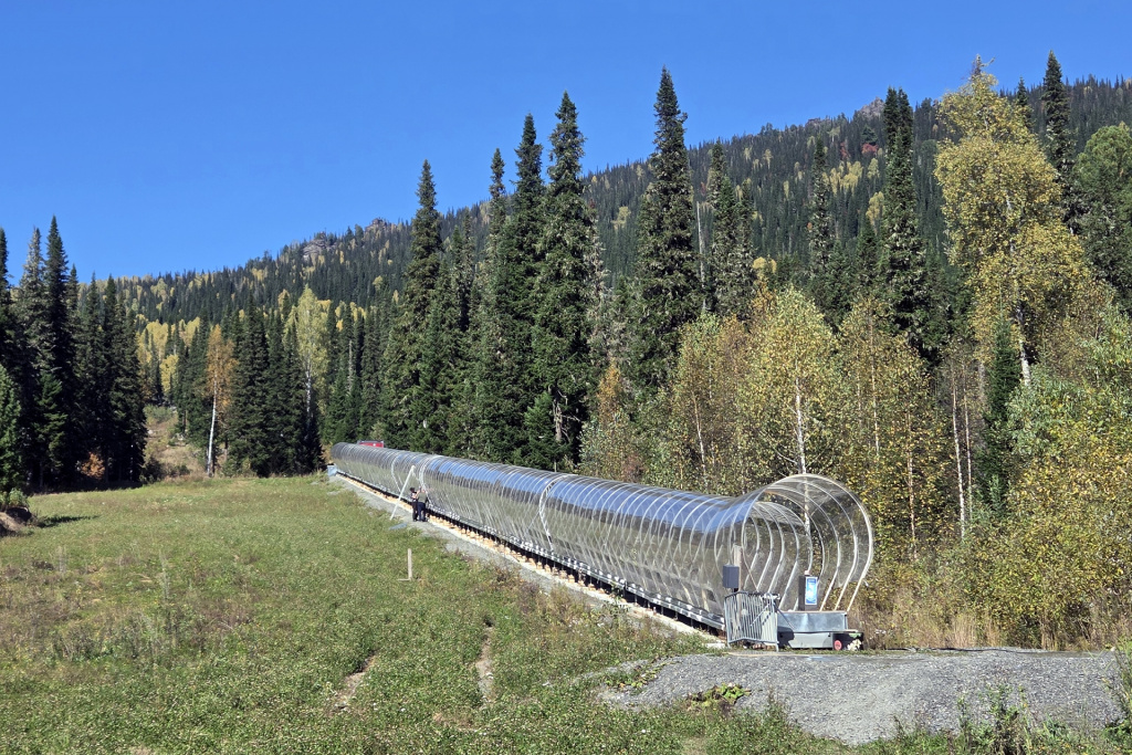 Траволатор сектор Е Шерегеш в межсезонье