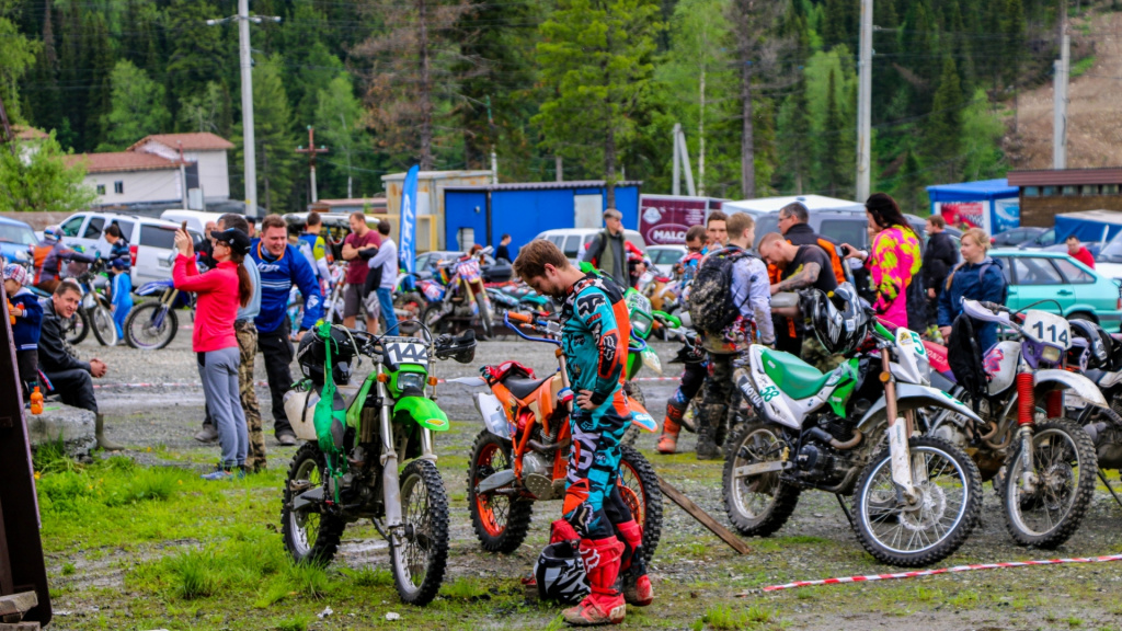 Традиционные летние соревнования среди мотоциклистов и эндуристов в Шерегеше - 2